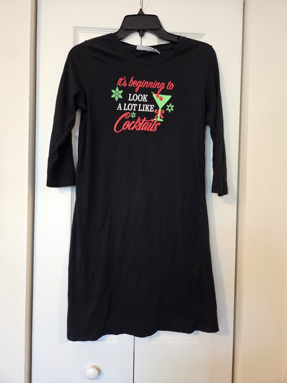 Black Long Sleeve Graphic Dress - 'Cocktails'